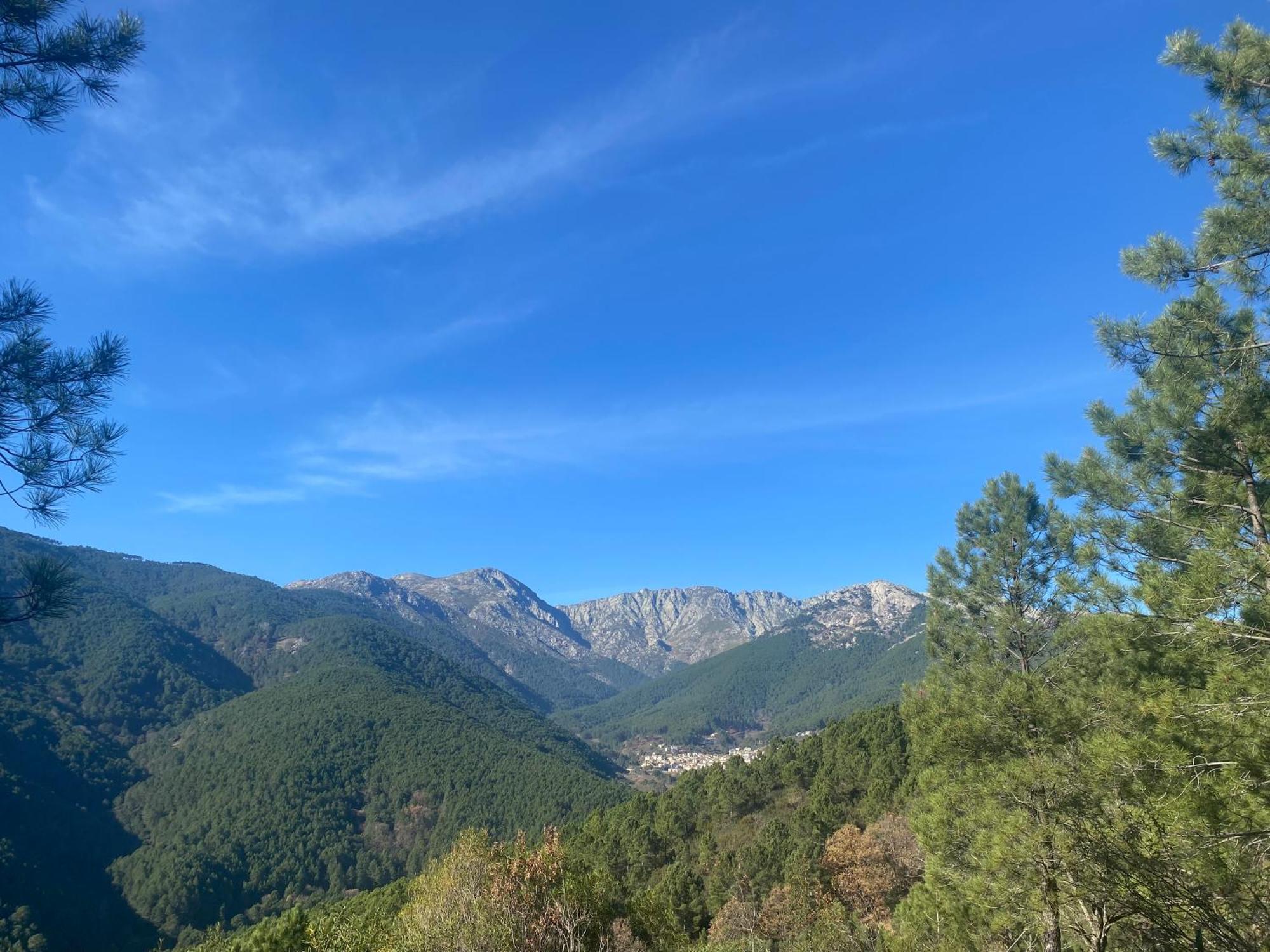 Hostal Cielo De Gredos غيساندو المظهر الخارجي الصورة